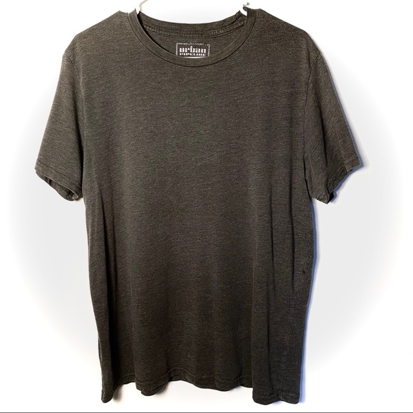 🚨4 Tee Shirt Bundle - Picture 9 of 15